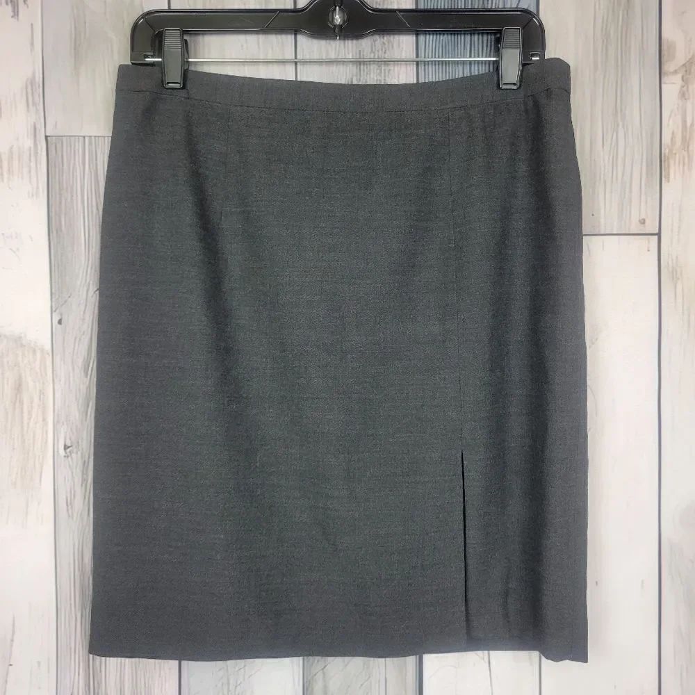 Michael Kors Gray Above Knee Skirt Front Slit size 6